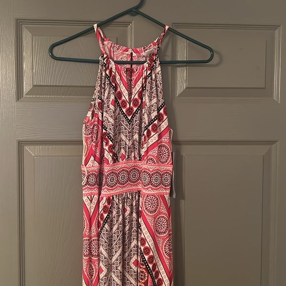 London Times Full Length Halter Dress. U.S. 6 - Picture 3 of 13